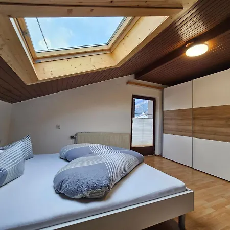 Apartament Haus Lila Stubaital