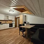 아파트 Haus Lila Stubaital