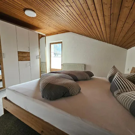 Haus Lila Stubaital * פולפמס